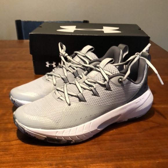 Women’s UA HORA Ascent basketball shoes 3025680-103 - Picture 4 of 11